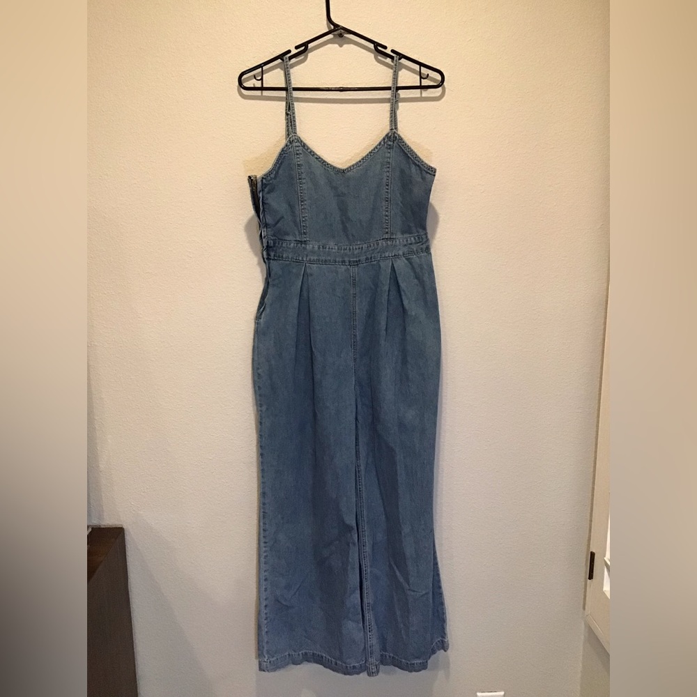 Cute denim overalls with back pockets